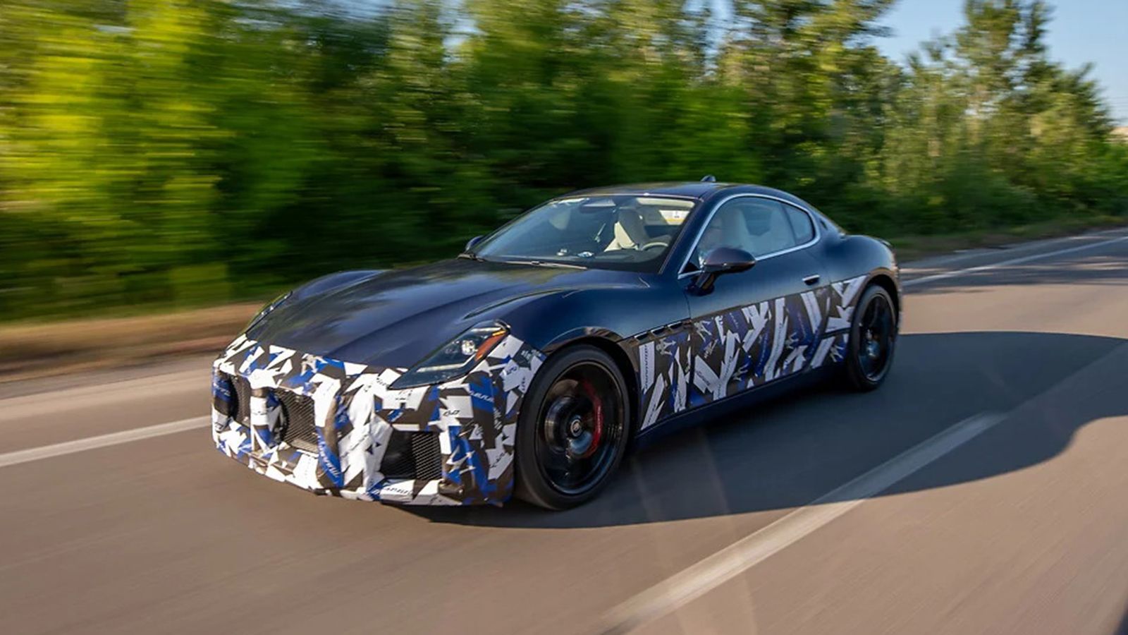 Maserati: Πλησιάζουν οι ανανεωμένες GranTurismo, GranCabrio & Grecale